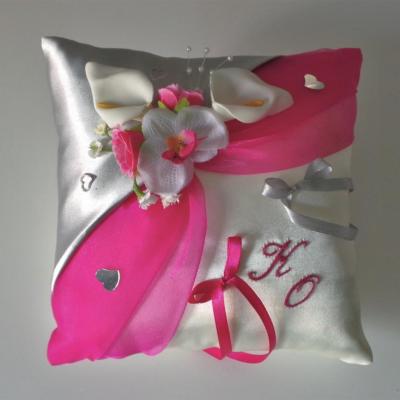 coussin mariage rose fuchsia argent