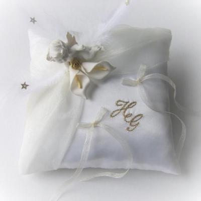 Coussin mariage blanc ivoire et or theme ange